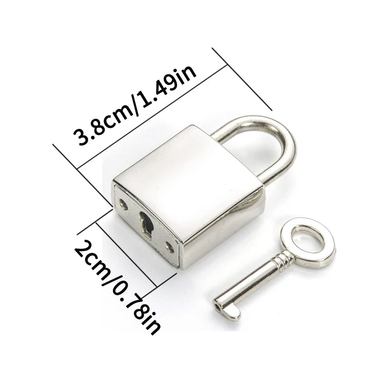 Lock Chain Necklace With A Padlock Pendants For Women