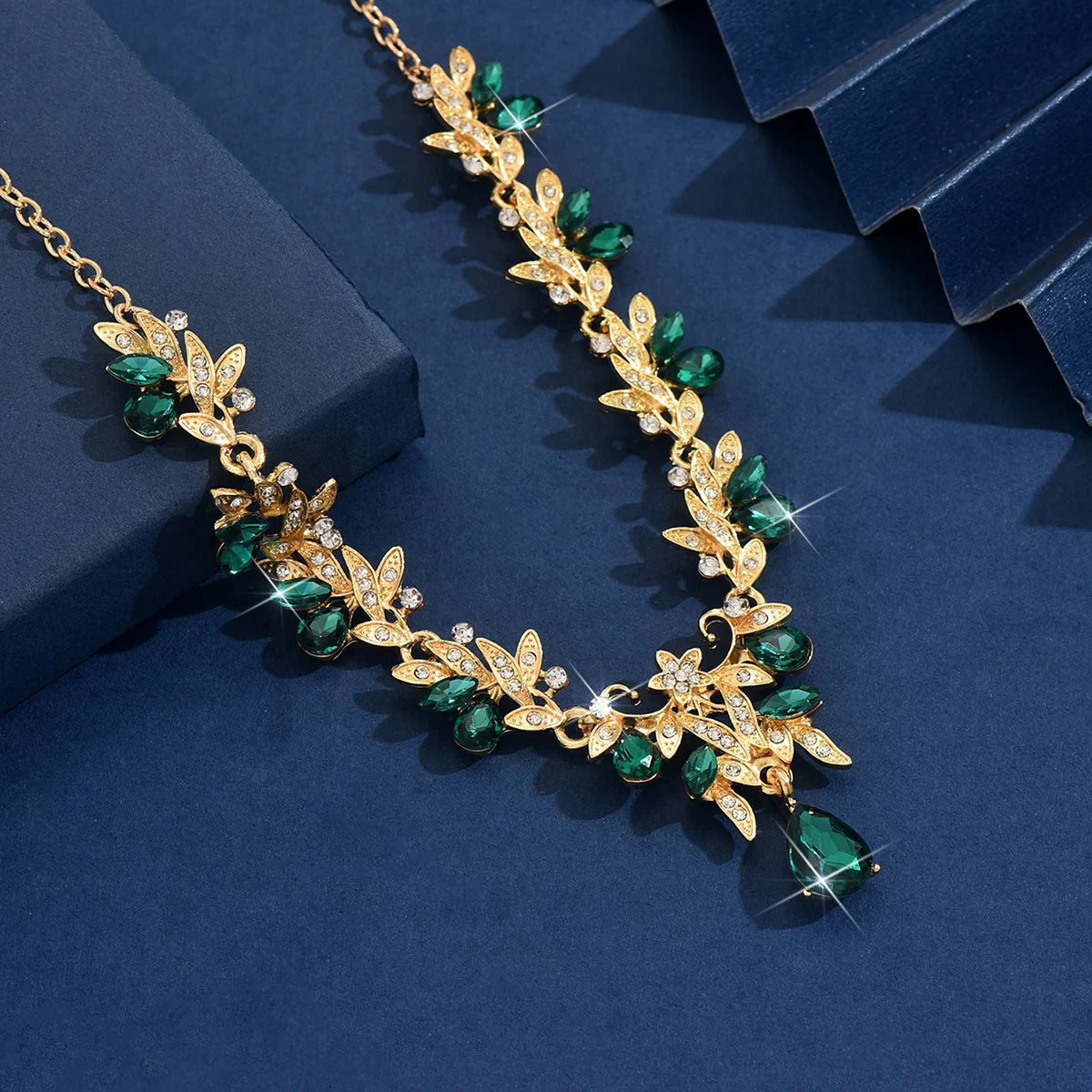 Cross border jewelry, flower collarbone chain accessories