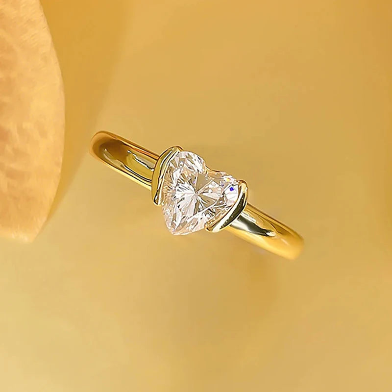 Huirtan Chic Heart Cubic Zirconia Women Rings Gold