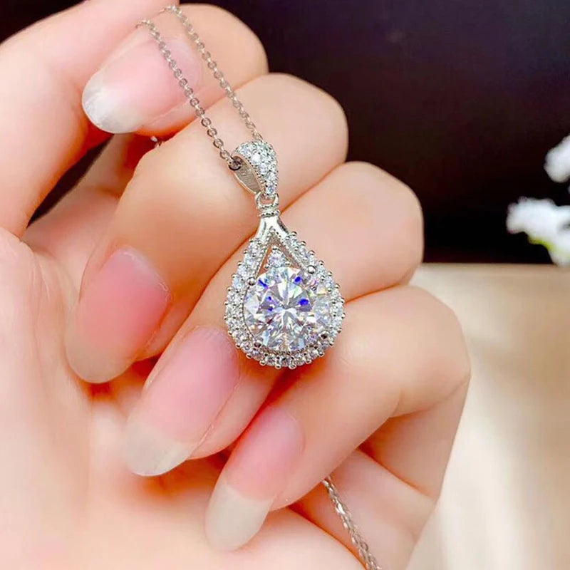 OXTAO 18K White Gold Moissanite Water Drop Necklace Pendant Female