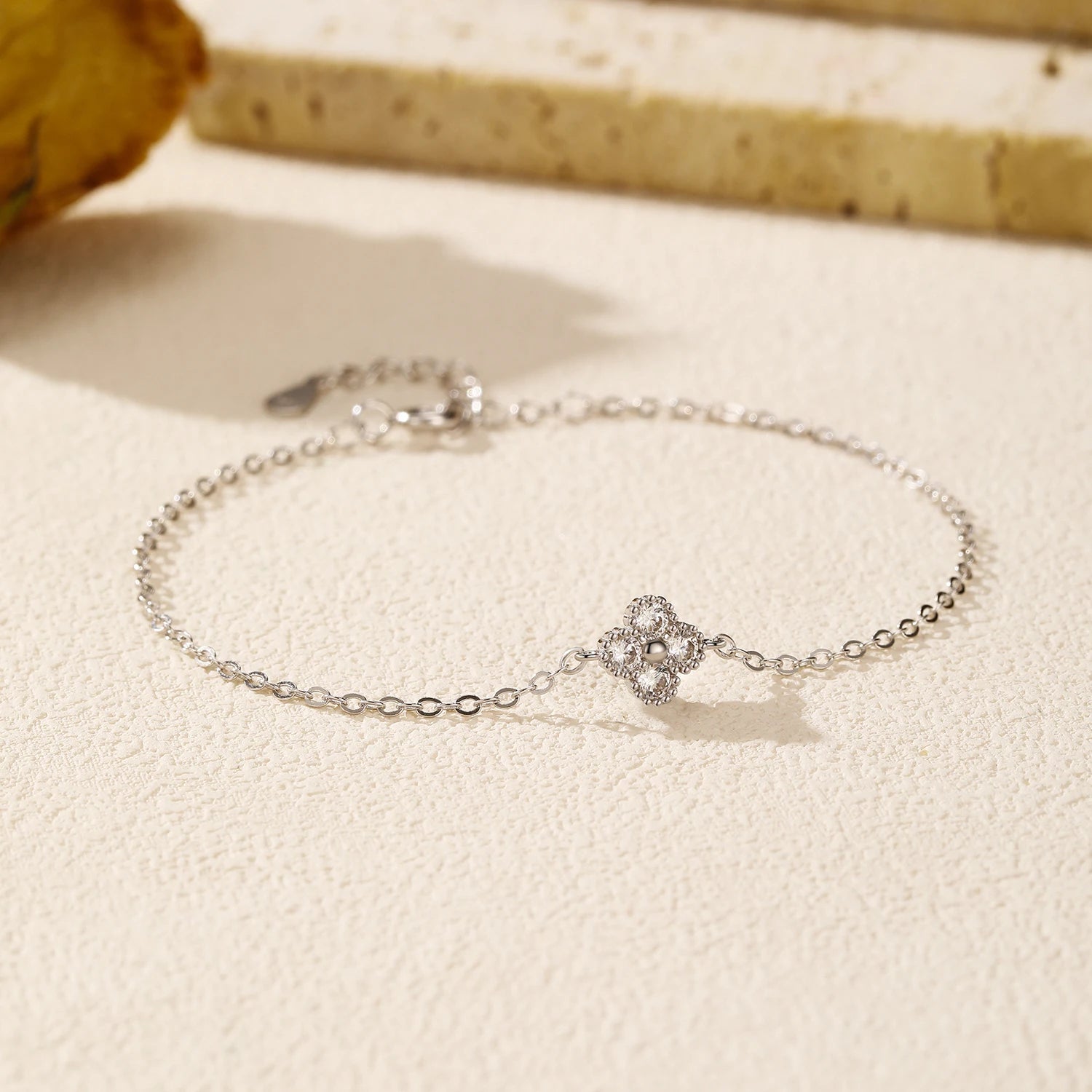 MODIAN 925 Sterling Silver Exquisite Lucky Four Leaf Clover CZ