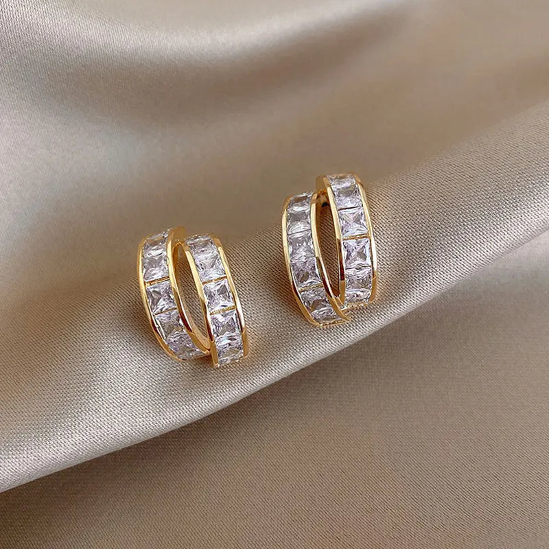 Vintage CC Design Stud Earrings for Women