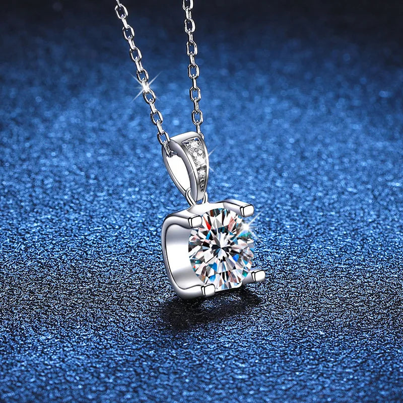 0.5-2CT D Color Moissanite Woman Pendant Sier Necklace For Women